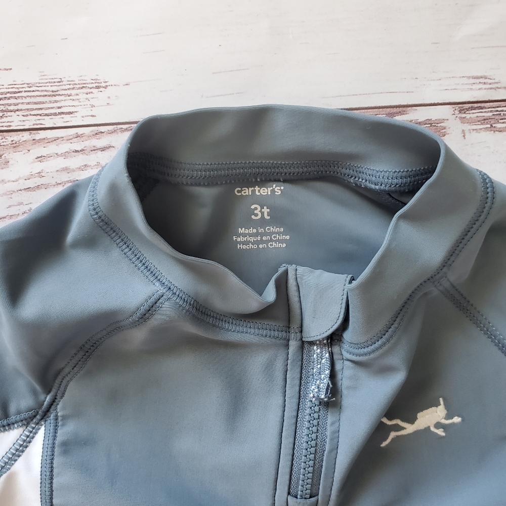 3T Rashguard - Picture 2 of 2